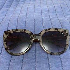 QUAY Noosa Cat Eye sunglasses NEW!!!